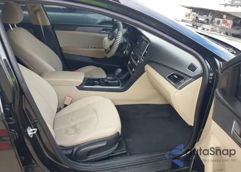 2019 Hyundai Sonata Se z USA, uszkodzony, nr VIN 5NPE24AF6KH746145